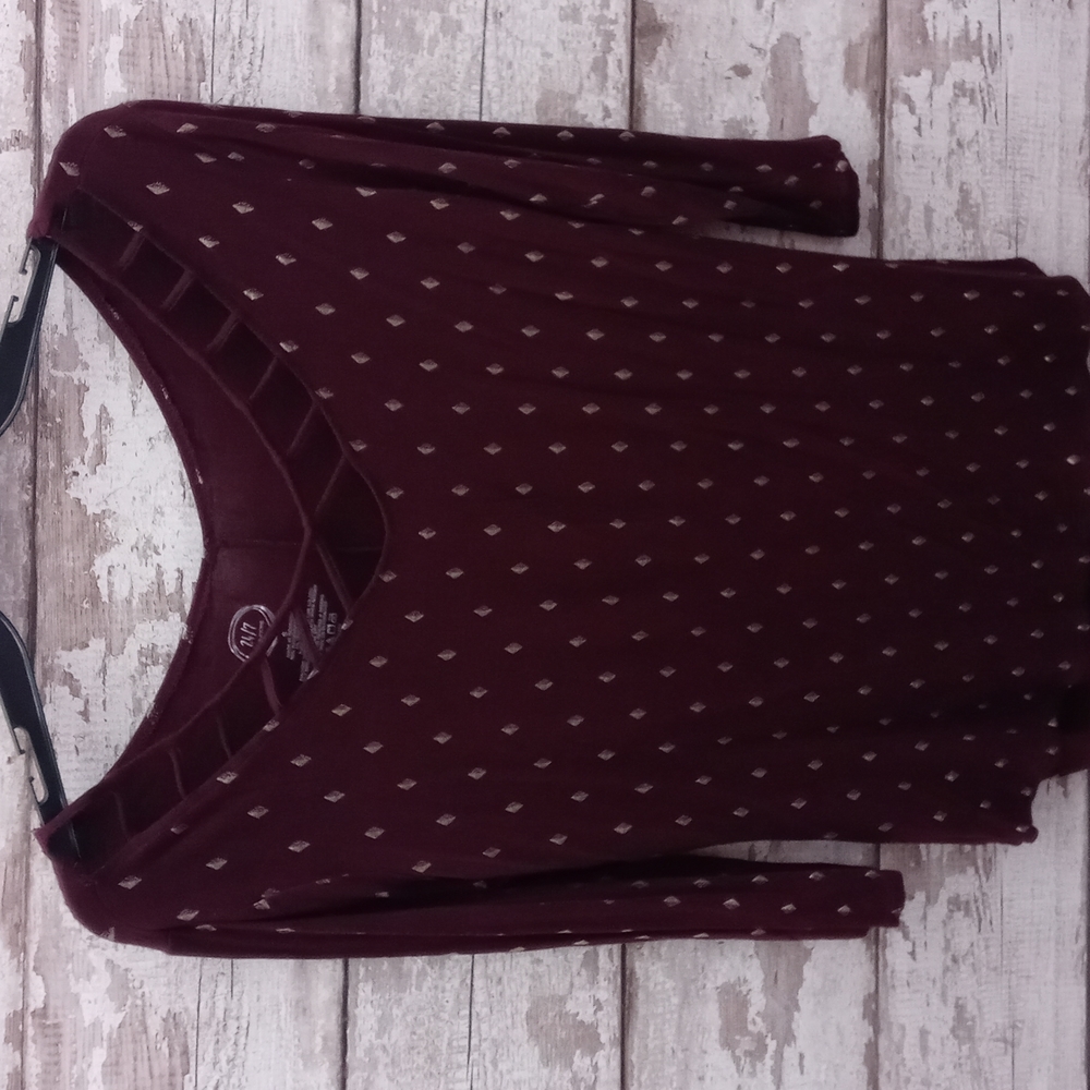Maurice's Wine with gold diamonds Size S Top Fits like L